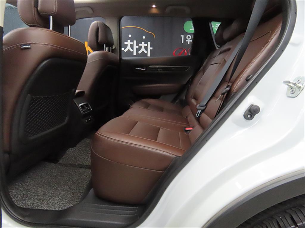 SAMSUNG QM6 - Vista 6