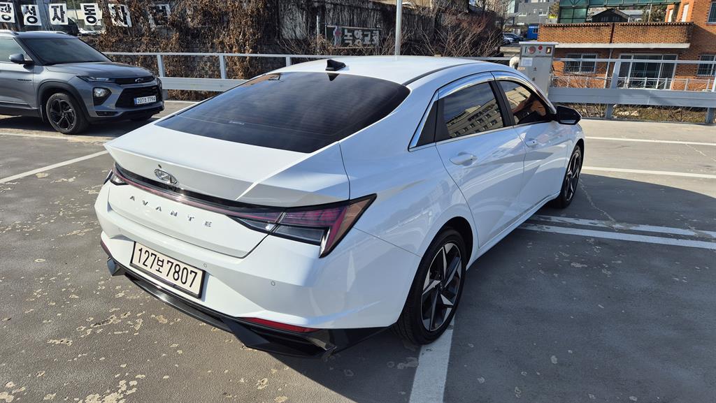 HYUNDAI Avante 2021 Blanco - Importación desde Corea - HF Imports Iquique - Foto 14