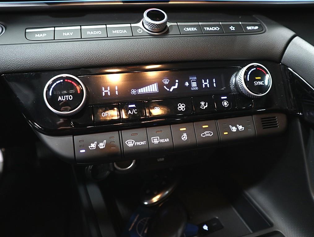 HYUNDAI Avante - Vista 12