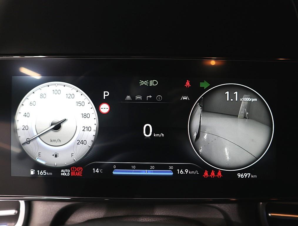 HYUNDAI Avante - Vista 7