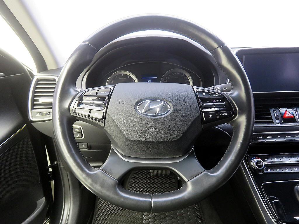 HYUNDAI Grandeur - Vista 9