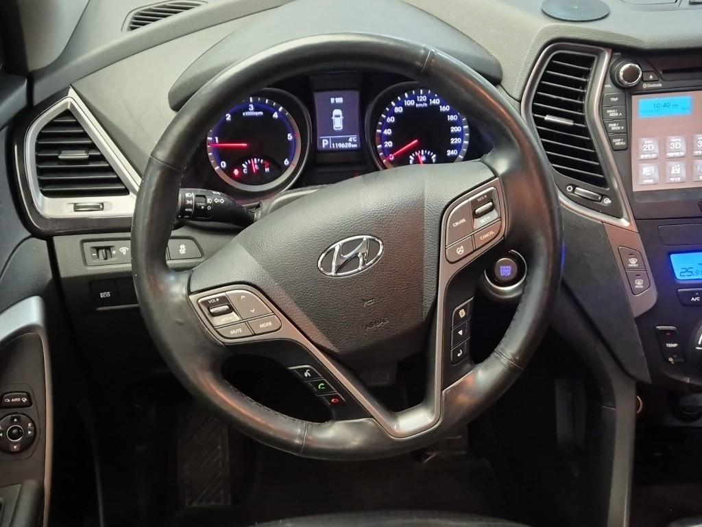 HYUNDAI Santa Fe - Vista 10