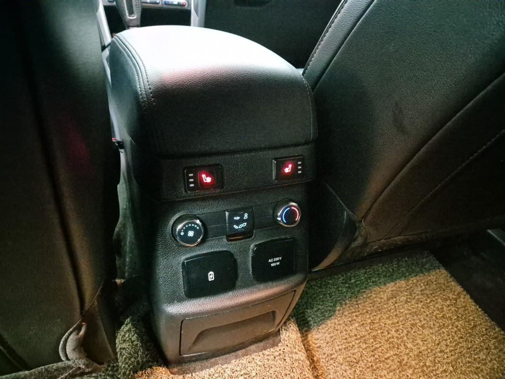 Ford Explorer - Vista 6