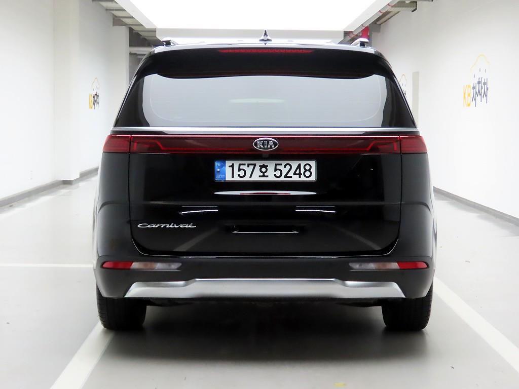 KIA Carnival - Vista 3
