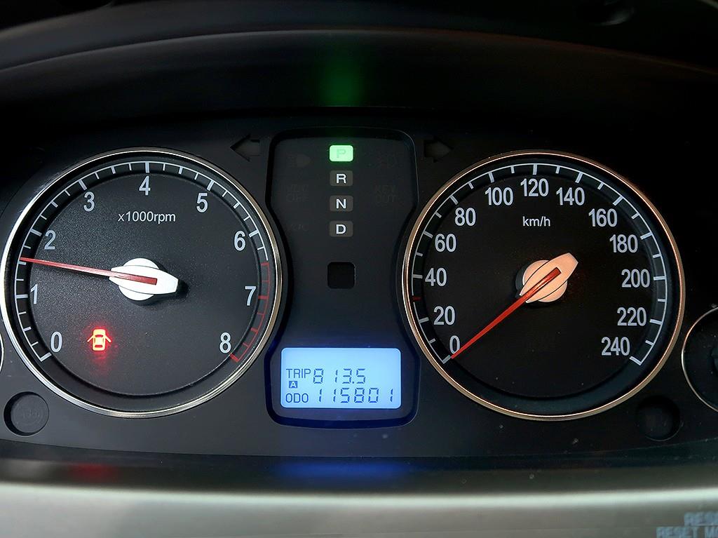 HYUNDAI Grandeur - Vista 11