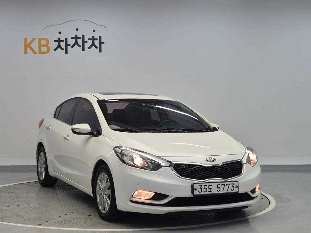 KIA K3 - Vista 4