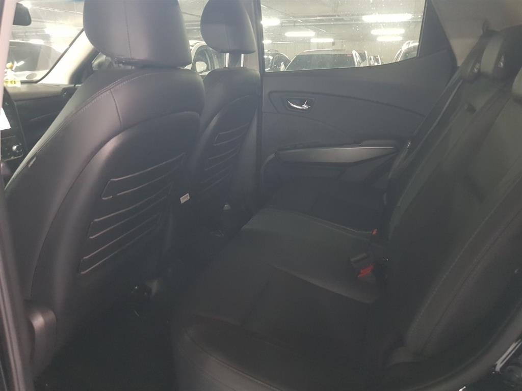 Ssangyong Tivoli - Vista 11
