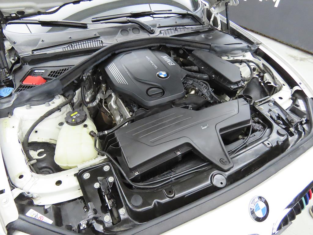 BMW 1 series 2017 Blanco - Importación desde Corea - HF Imports Iquique - Foto 19