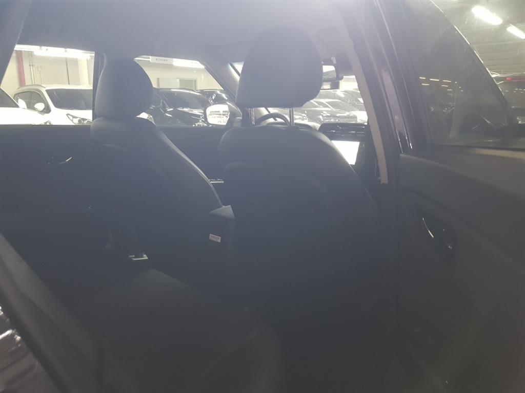 Ssangyong Tivoli 2022 Negro - Importación desde Corea - HF Imports Iquique - Foto 14