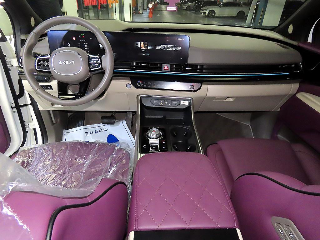 KIA Carnival - Vista 10