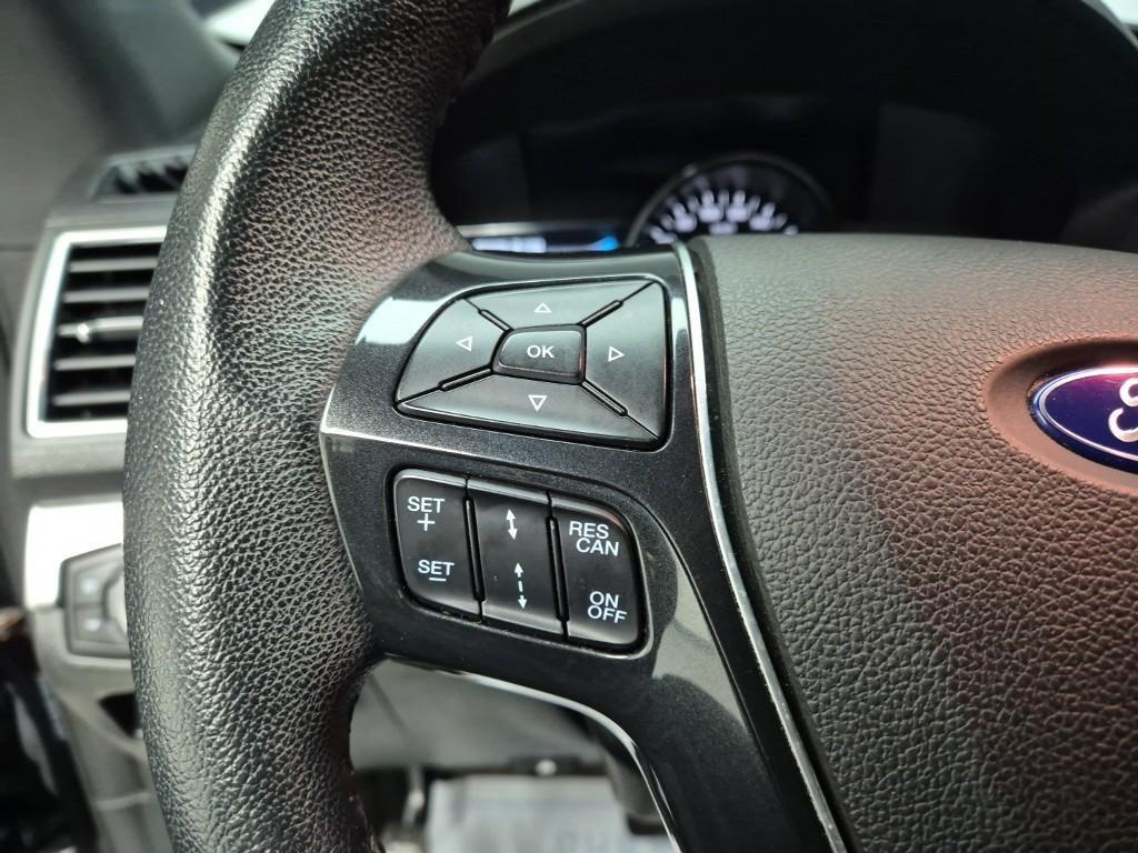 Ford Explorer - Vista 9