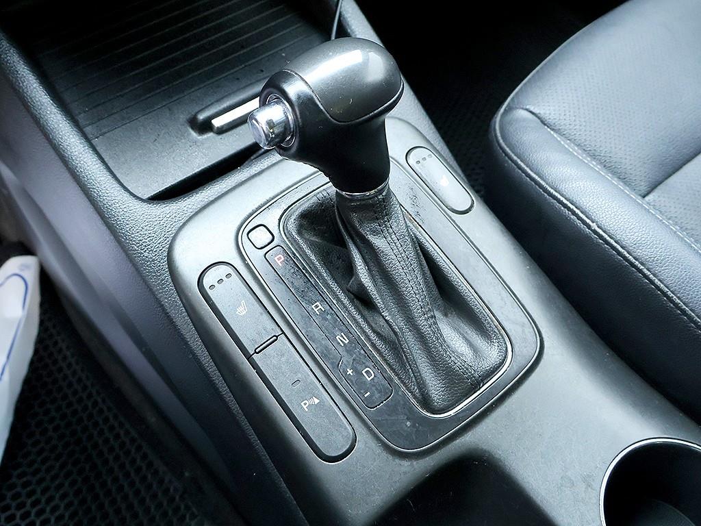 KIA K3 2015 Blanco - Importación desde Corea - HF Imports Iquique - Foto 7