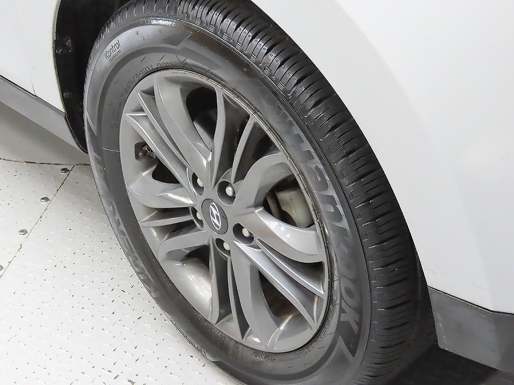 HYUNDAI Tucson - Vista 9