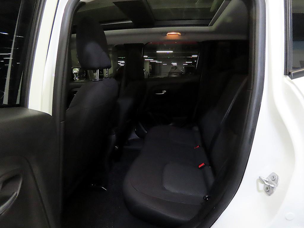 Jeep Renegade - Vista 7