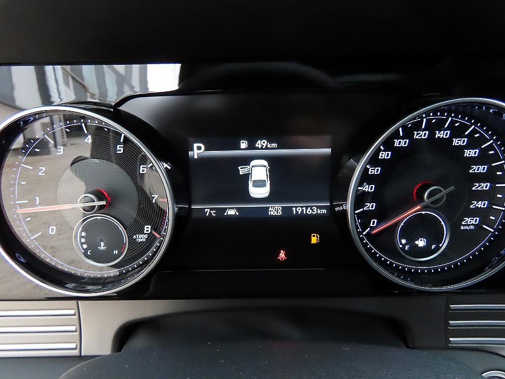 HYUNDAI Grandeur - Vista 9