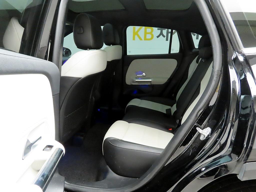 Mercedes Benz GLA Class 2021 - Importación desde Corea - HF Imports Iquique - Foto 13