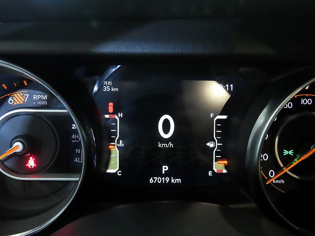 Jeep Wrangler - Vista 9