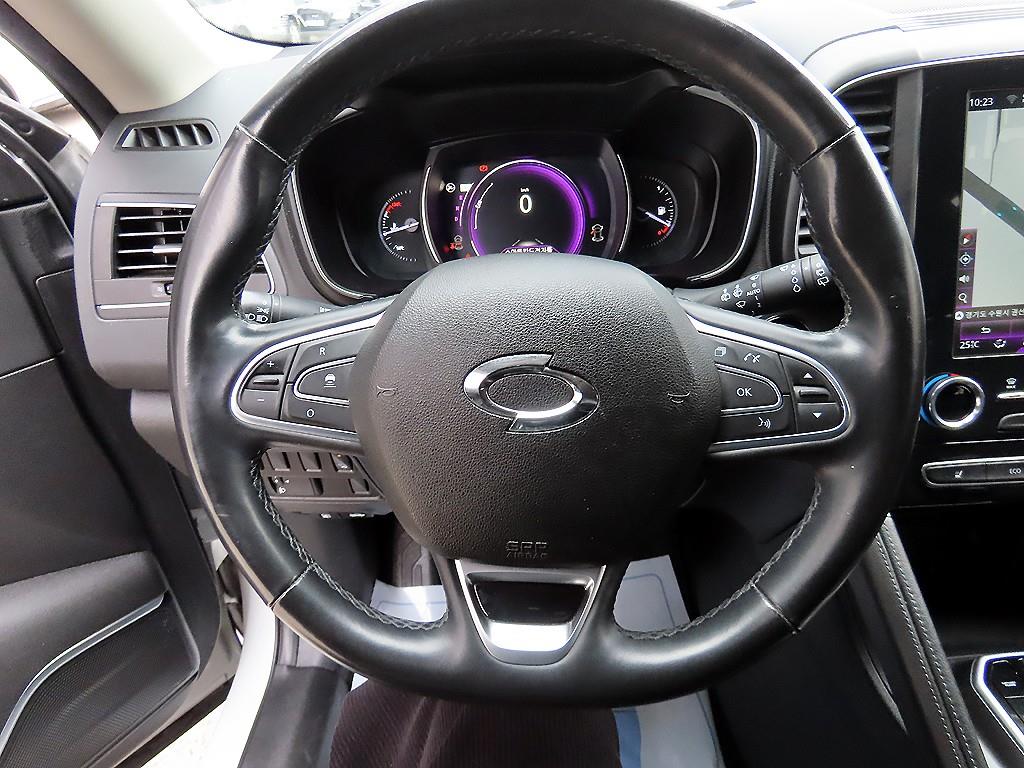 SAMSUNG QM6 - Vista 8