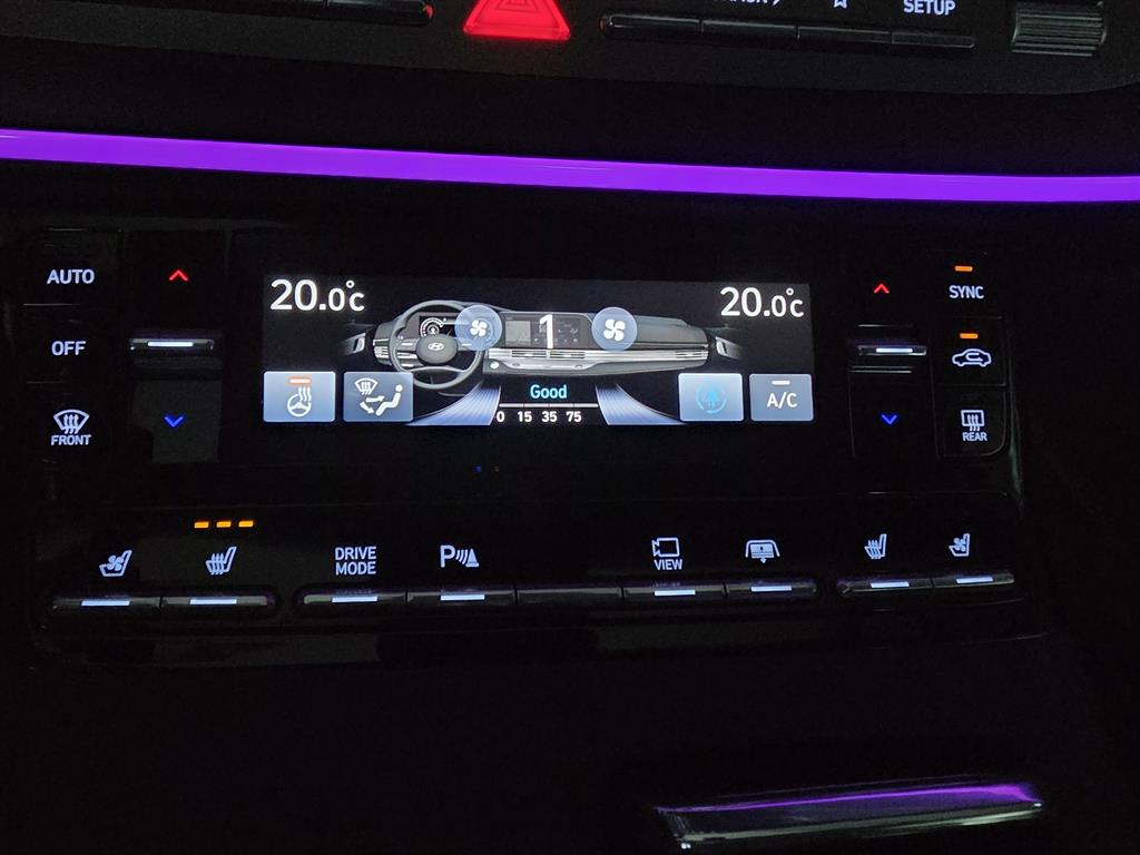 HYUNDAI Grandeur - Vista 7