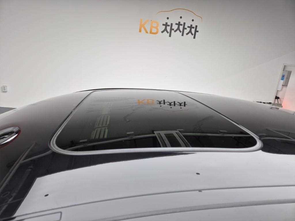 Mercedes Benz E class 2018 Negro - Importación desde Corea - HF Imports Iquique - Foto 13