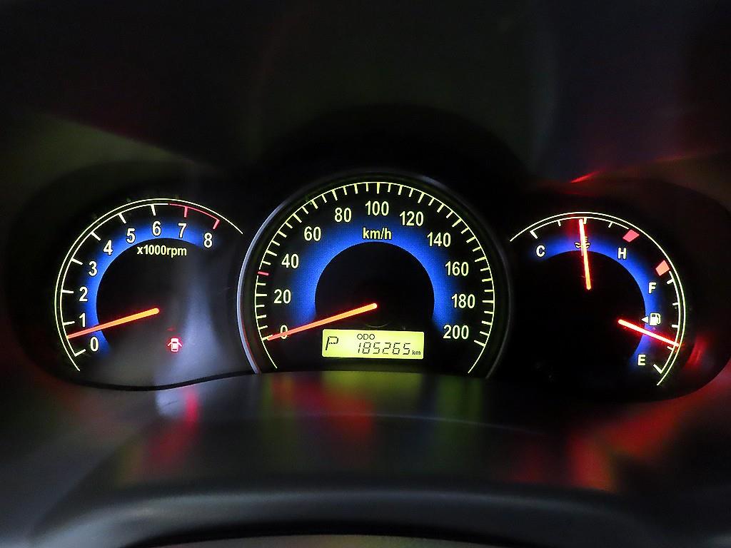 KIA Carnival - Vista 9