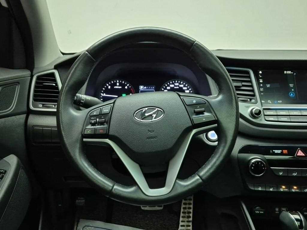HYUNDAI Tucson - Vista 9