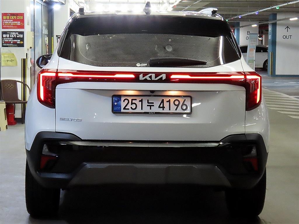 KIA Seltos - Vista 5