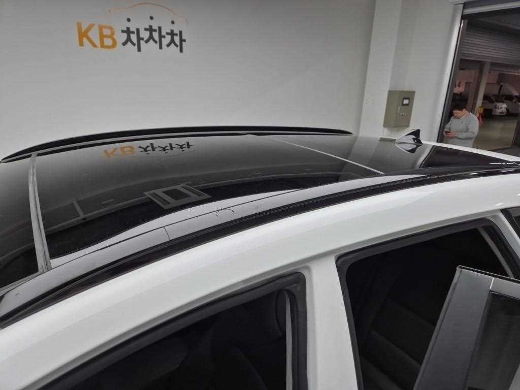 HYUNDAI Tucson 2018 Blanco - Importación desde Corea - HF Imports Iquique - Foto 13