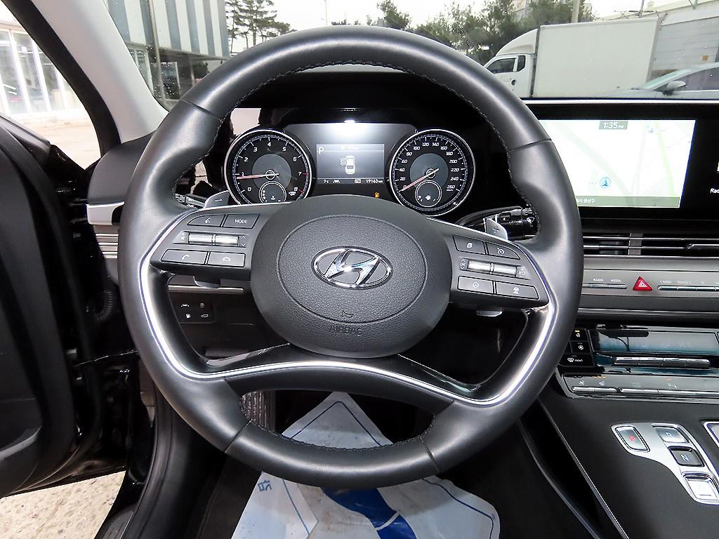 HYUNDAI Grandeur - Vista 8