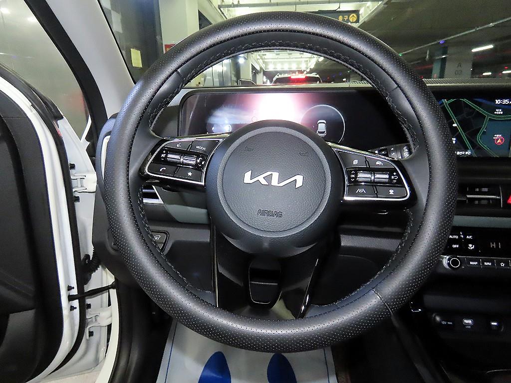 KIA Seltos - Vista 8