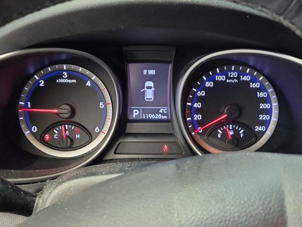 HYUNDAI Santa Fe - Vista 7