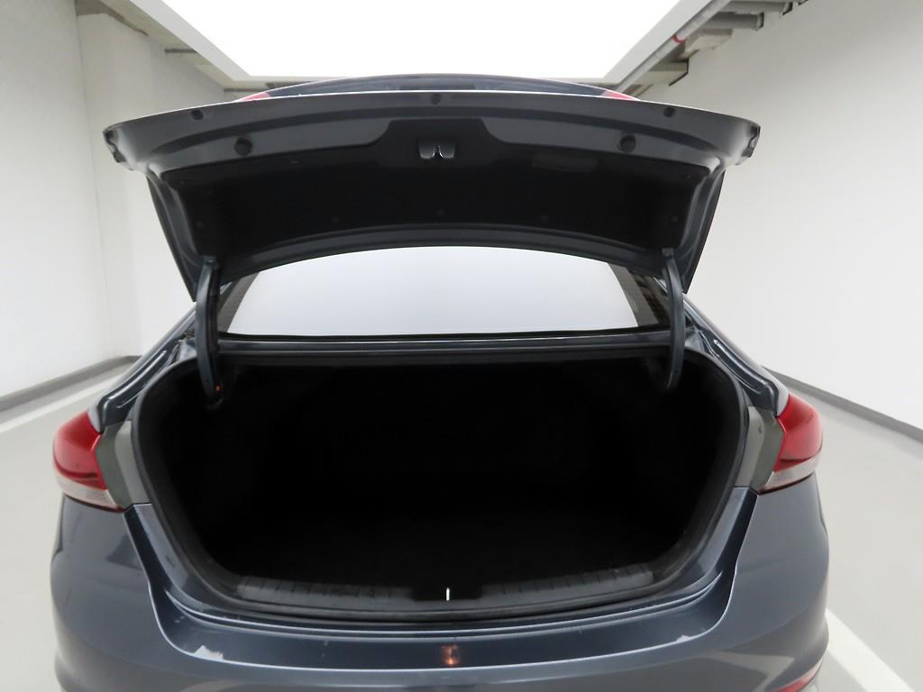 HYUNDAI Avante 2017 Gris - Importación desde Corea - HF Imports Iquique - Foto 17