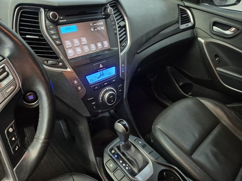HYUNDAI Santa Fe - Vista 9