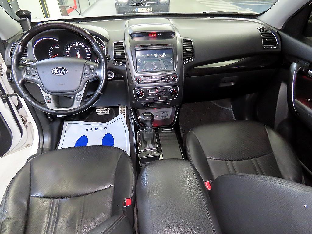 KIA Sorento - Vista 10