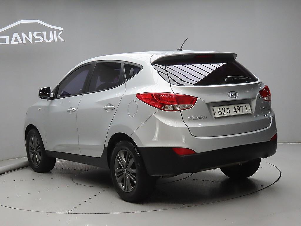 HYUNDAI Tucson - Vista 5
