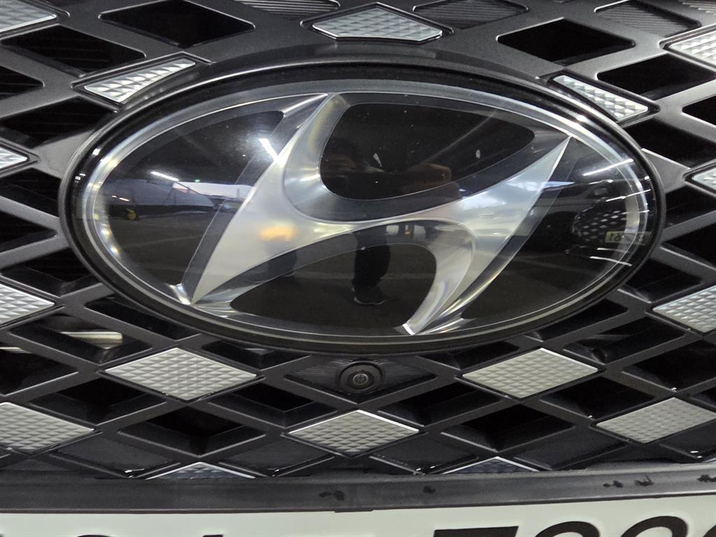 HYUNDAI Grandeur - Vista 11