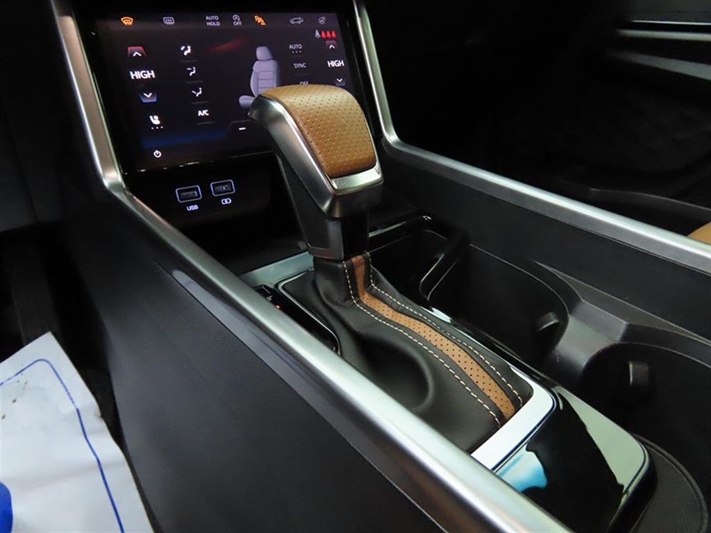 Ssangyong Torres - Vista 9