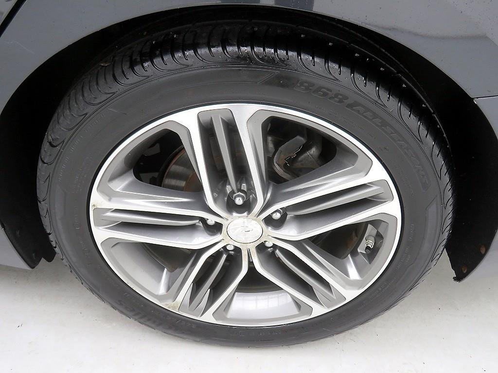 HYUNDAI Grandeur 2017 Gris - Importación desde Corea - HF Imports Iquique - Foto 18