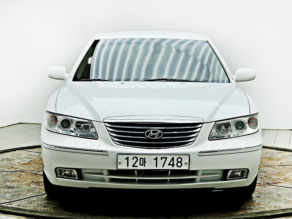 HYUNDAI Grandeur 2009 Blanco - Importación desde Corea - HF Imports Iquique - Foto 1