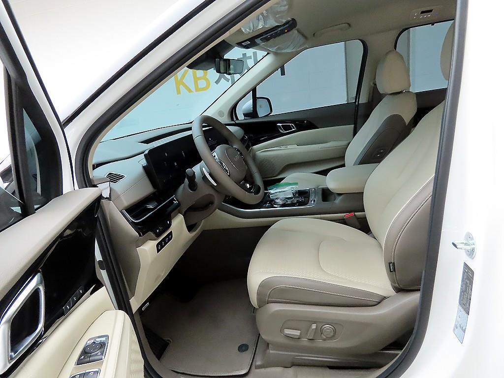 KIA Carnival 2025 - Importación desde Corea - HF Imports Iquique - Foto 16