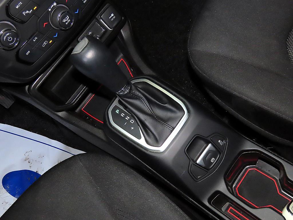 Jeep Renegade - Vista 12