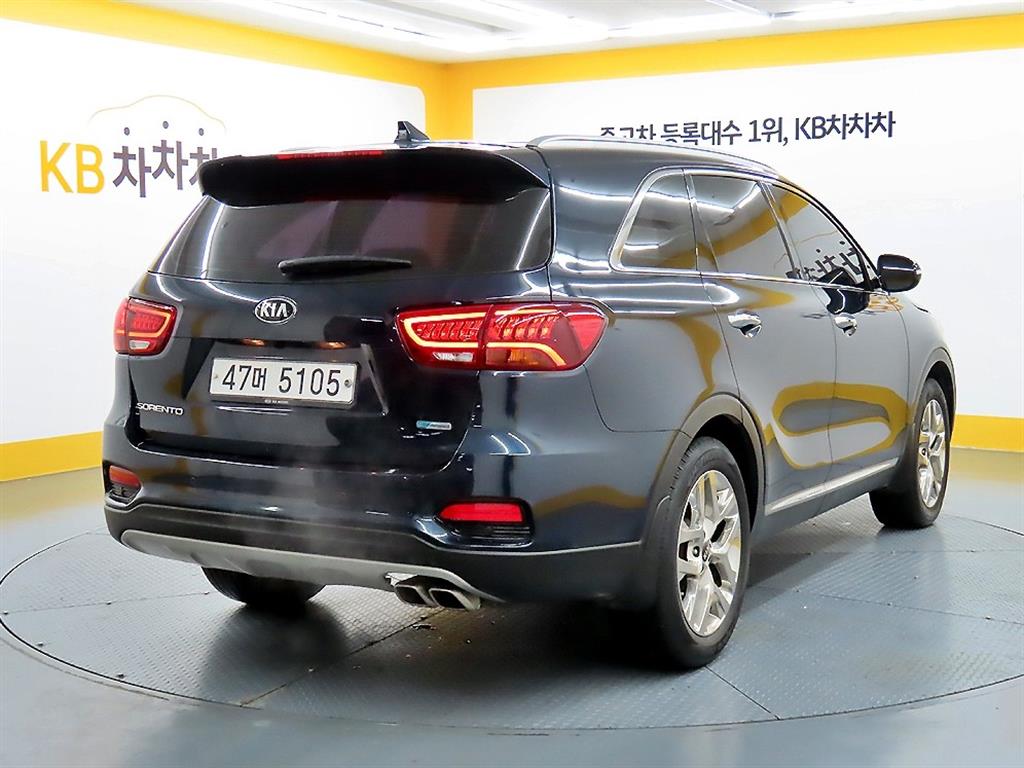 KIA Sorento - Vista 4