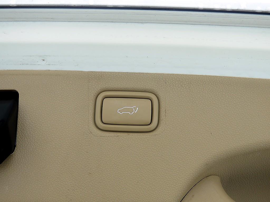 KIA Carnival - Vista 6