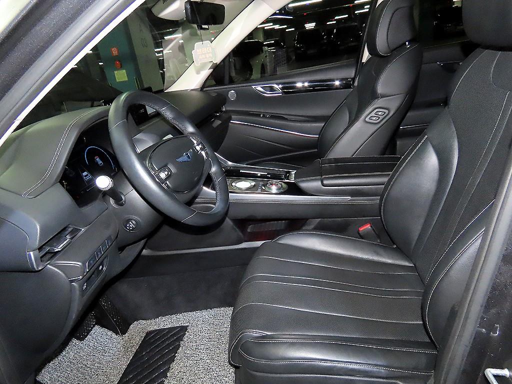 Genesis GV80 - Vista 6