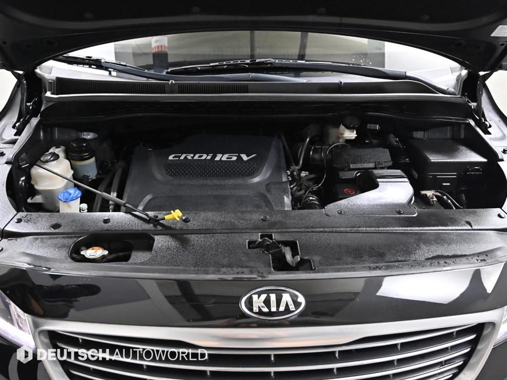 KIA Carnival - Vista 6