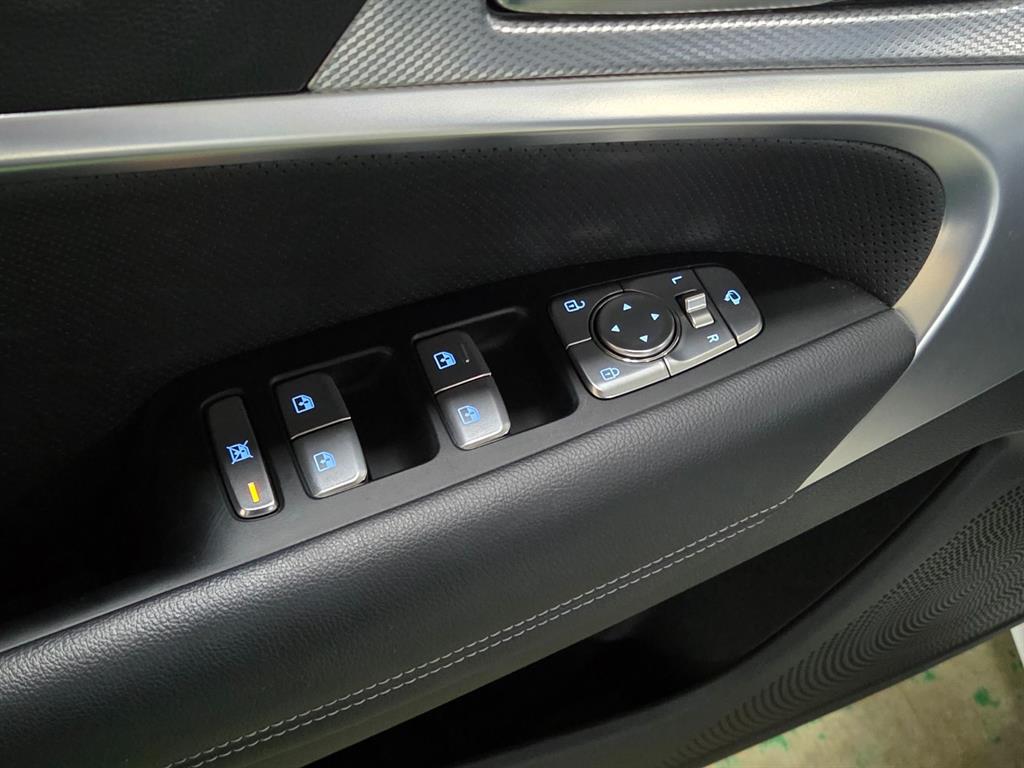 Genesis G70 2023 Blanco - Importación desde Corea - HF Imports Iquique - Foto 15