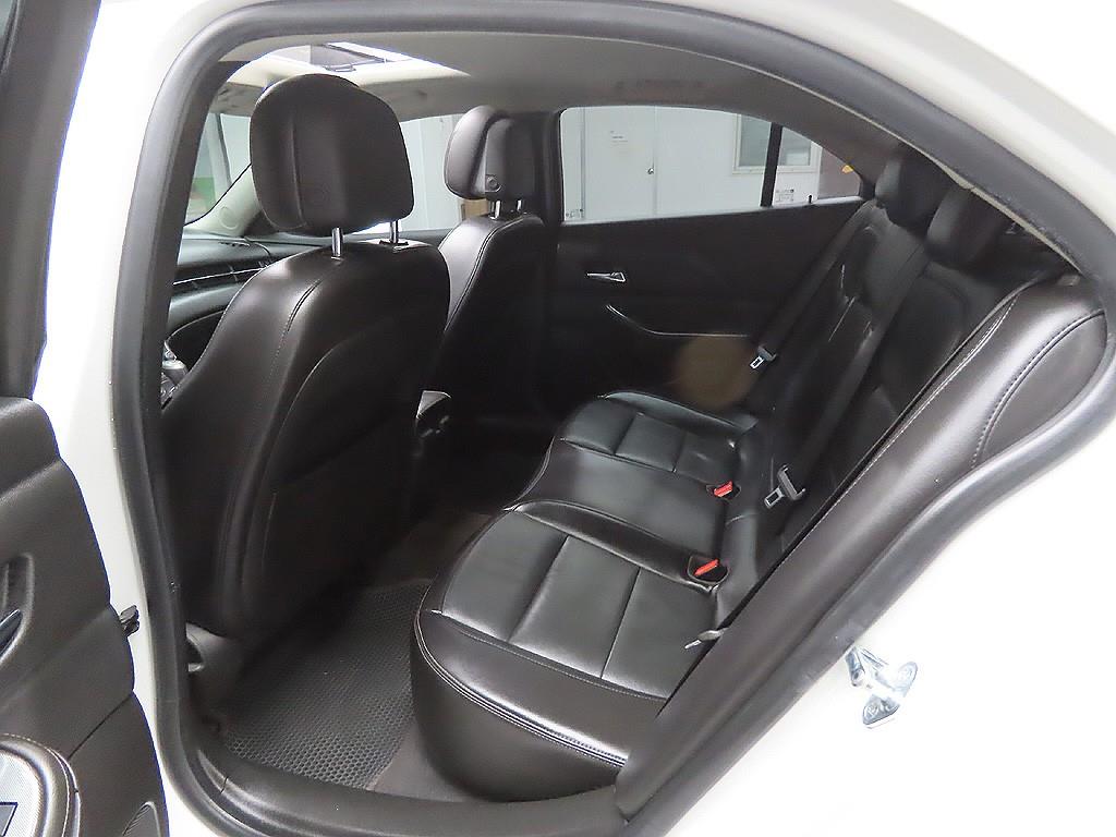 Chevrolet Malibu 2016 Blanco - Importación desde Corea - HF Imports Iquique - Foto 8