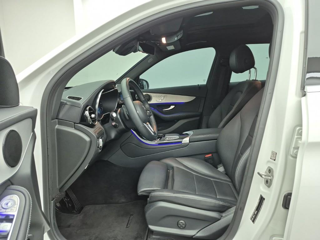 Mercedes Benz GLC Class - Vista 11