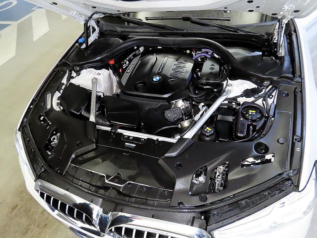 BMW 5 Series 2021 Blanco - Importación desde Corea - HF Imports Iquique - Foto 19