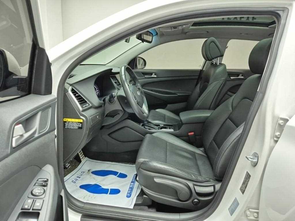 HYUNDAI Tucson - Vista 11